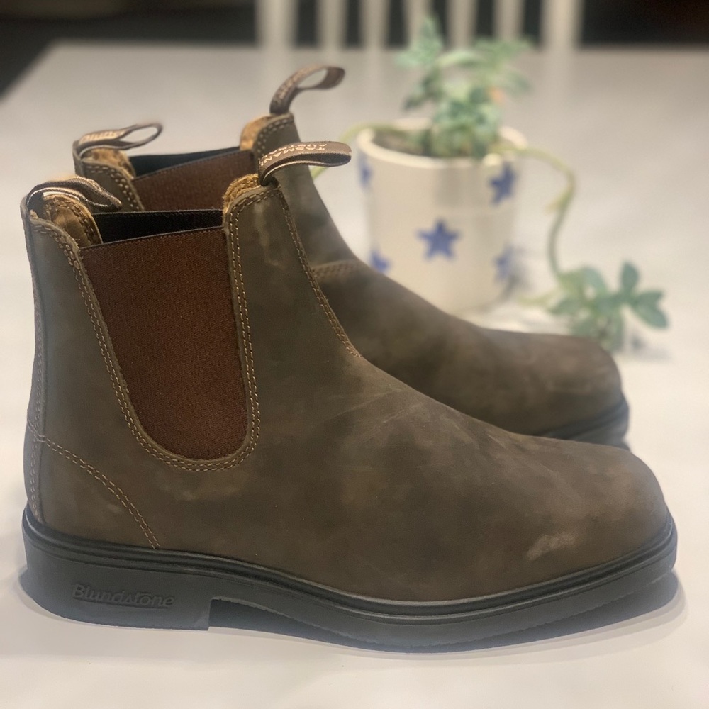 Blundstone Dress Boots - Size 8.5